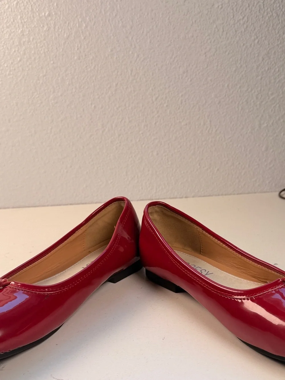RABOESY Red Patent Tabi Split Toe Ballet Flats EU 39 US 8.5 Shoes